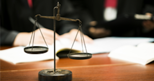 富兴配资端 李强主持召开国务院常务会议，讨论《中华人民共和国银行业监督管理法（修订草案）》